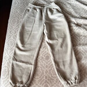 COMFRT Sweatpants Size M Color cement